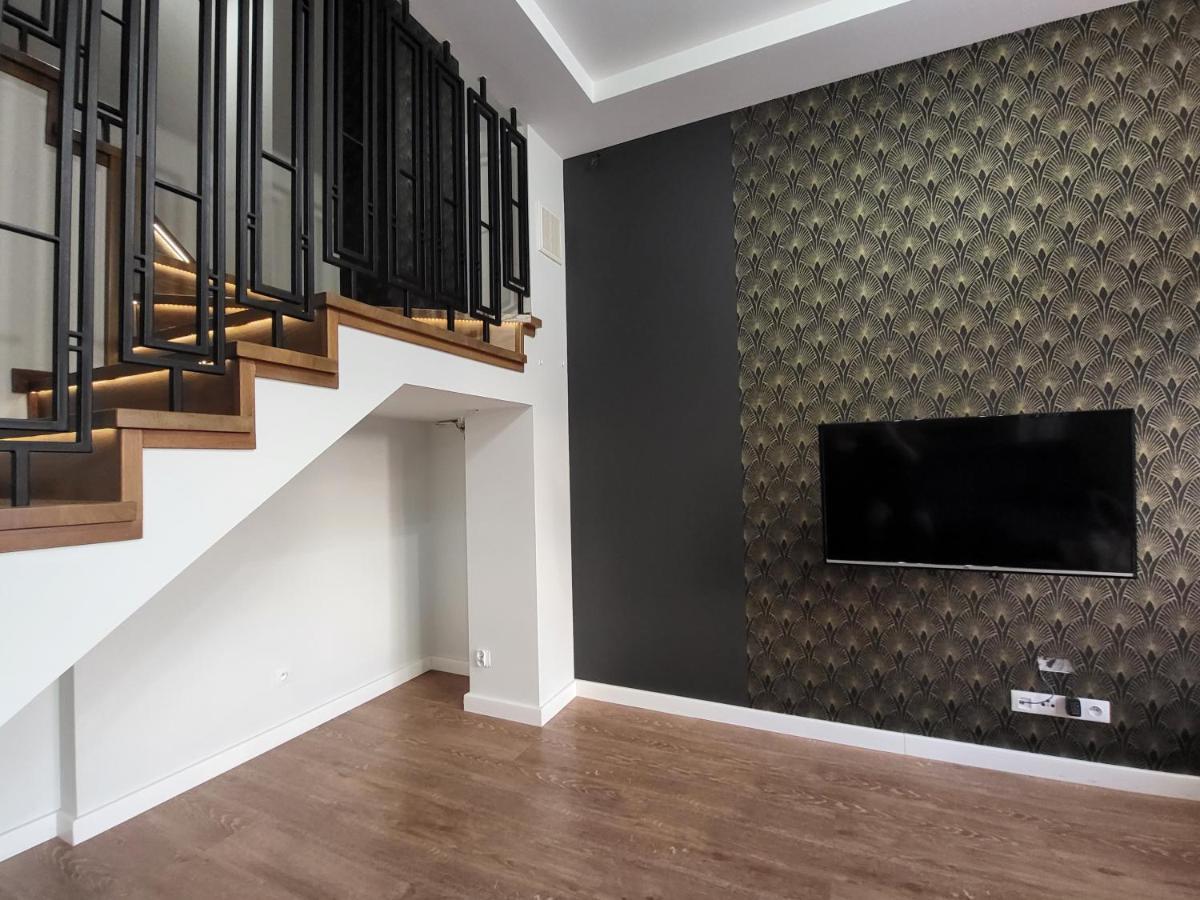 Radlinska 21 Folwark Apartment Kielce Ngoại thất bức ảnh